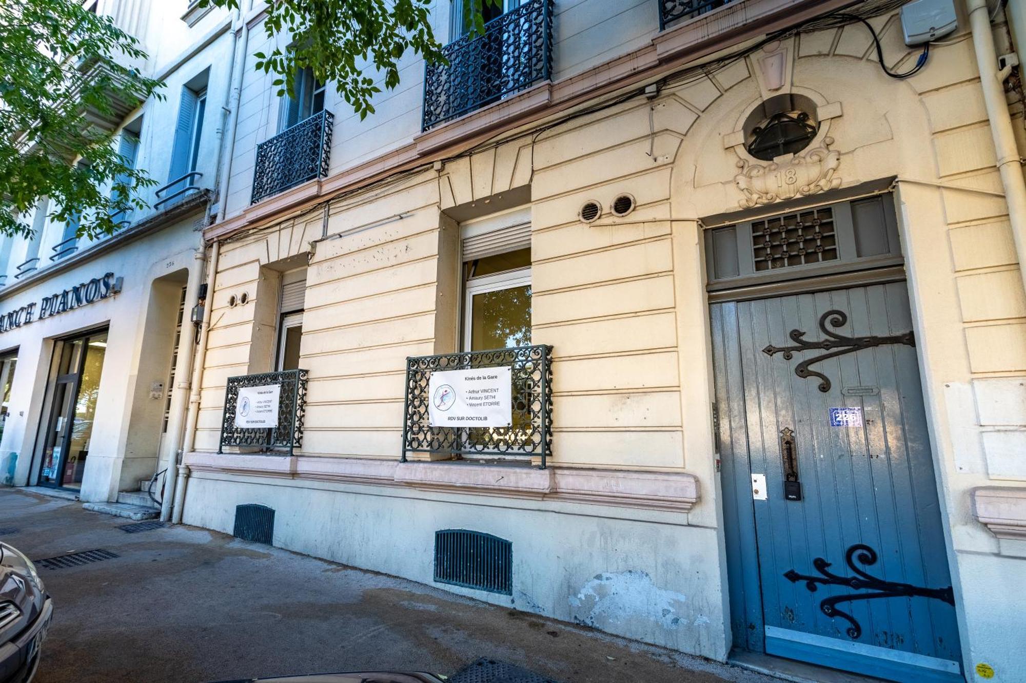 L'Haussmannien - Appartement Standing - Hypercentre Тулон Экстерьер фото